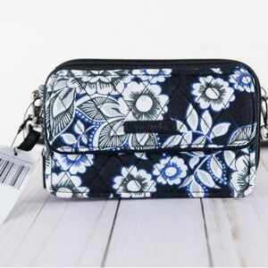 Vera Bradley All In One Crossbody purse/ wristlet, Snow Lotus pattern, new